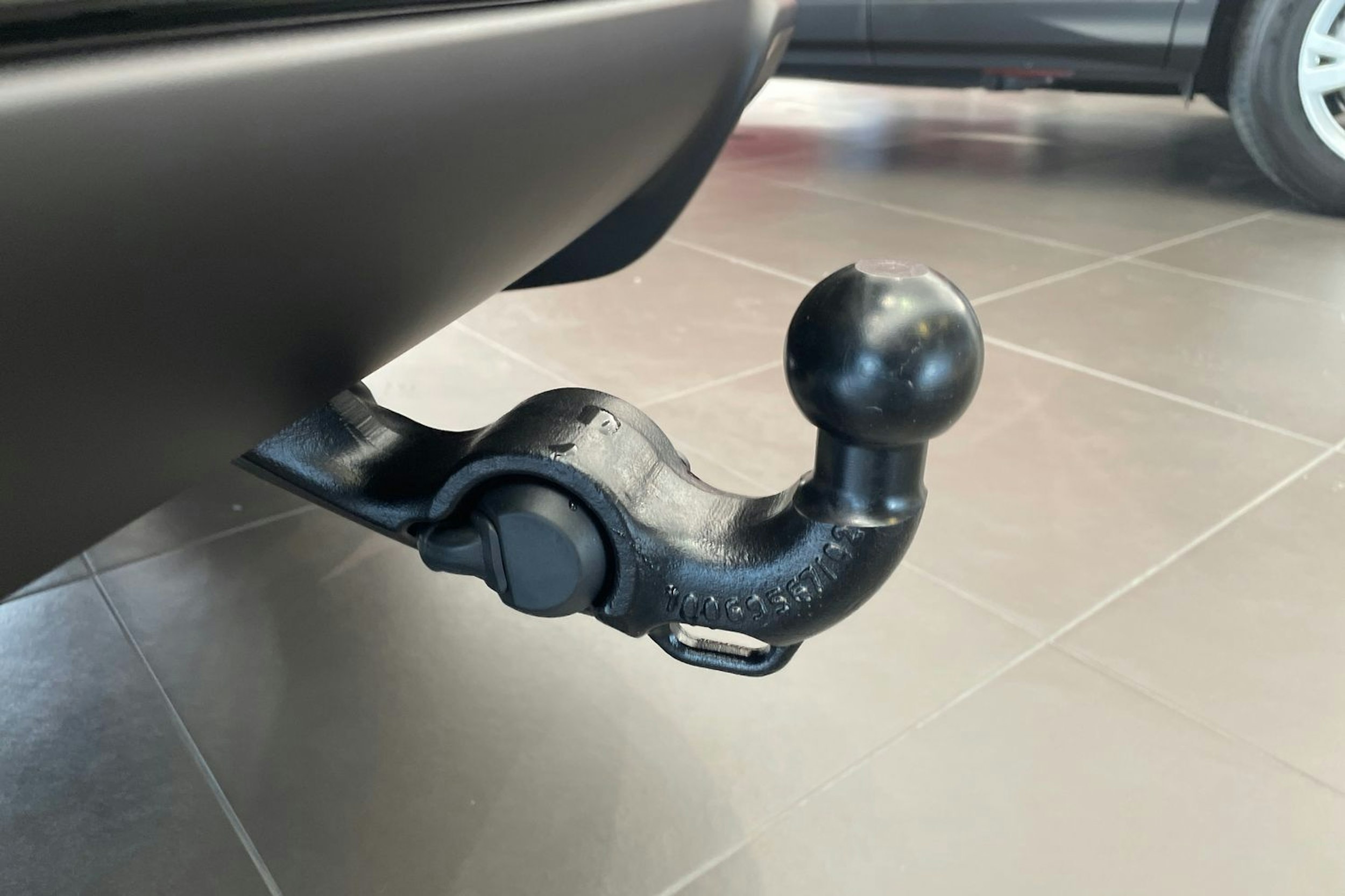 musta Audi Q3 2026 kuva 13.