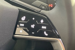 musta Audi Q3 2026 kuva 27.