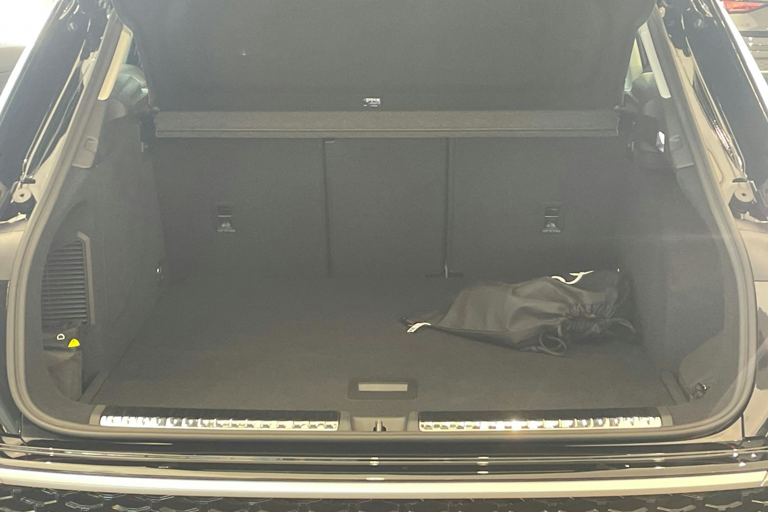 musta Audi Q3 2026 kuva 31.