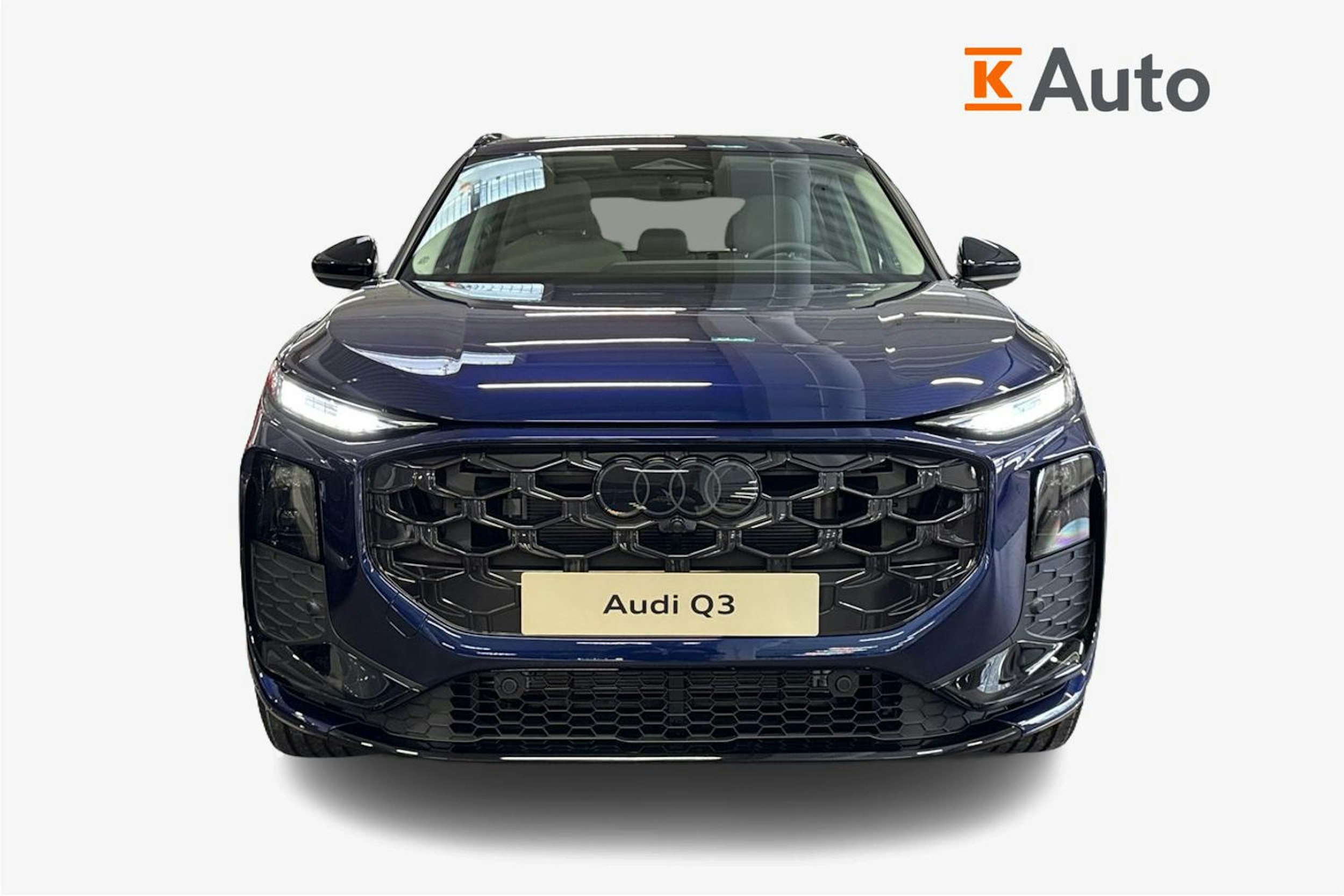 met. sininen Audi Q3 2026 kuva 4.