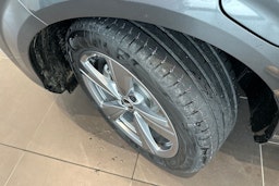 met. harmaa Audi Q3 2026 kuva 10.