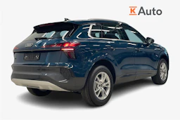 sininen Audi Q3 2026 kuva 2.