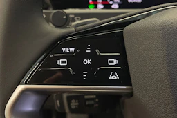 sininen Audi Q3 2026 kuva 15.