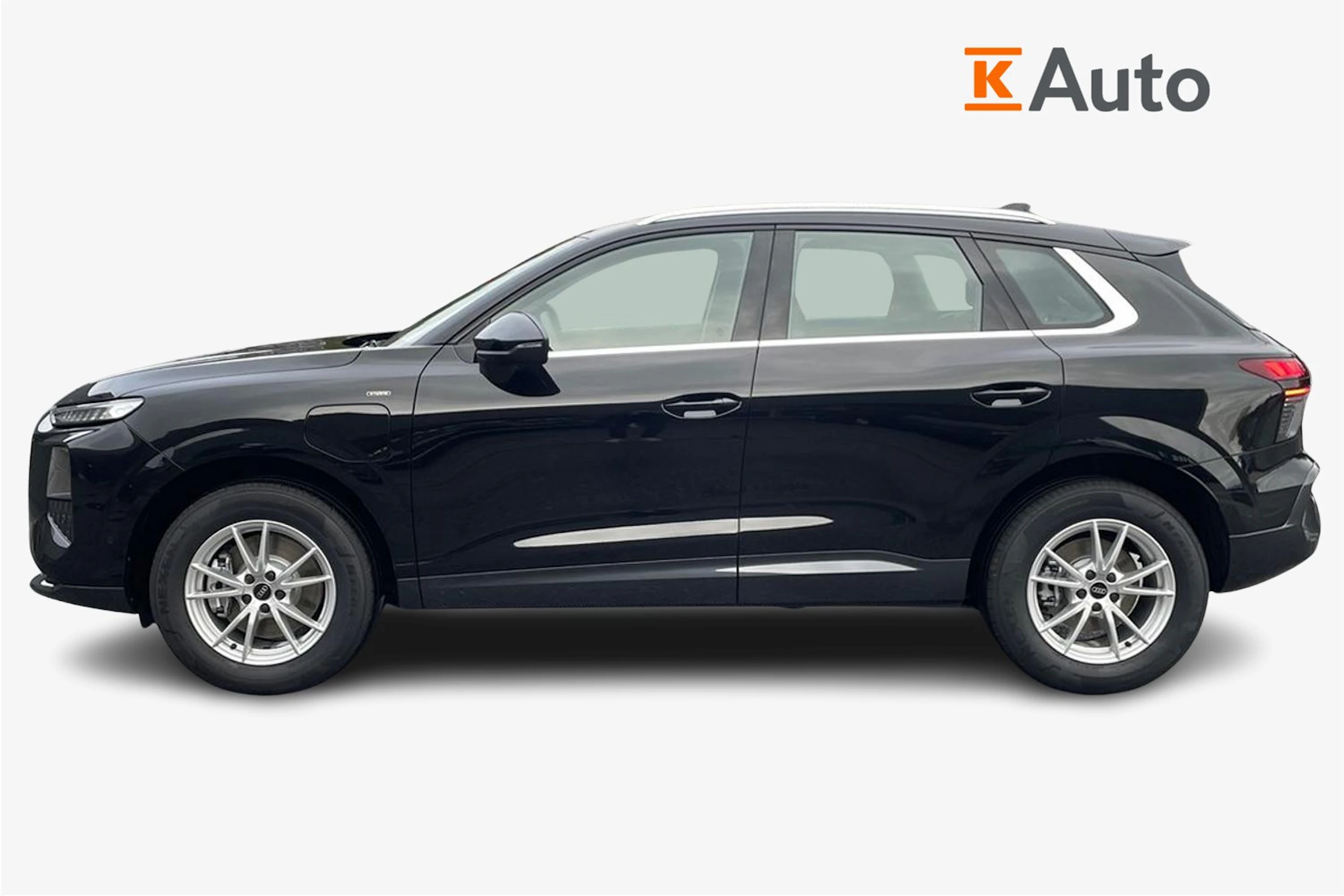 musta Audi Q3 2026 kuva 5.