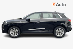 musta Audi Q3 2026 kuva 5.