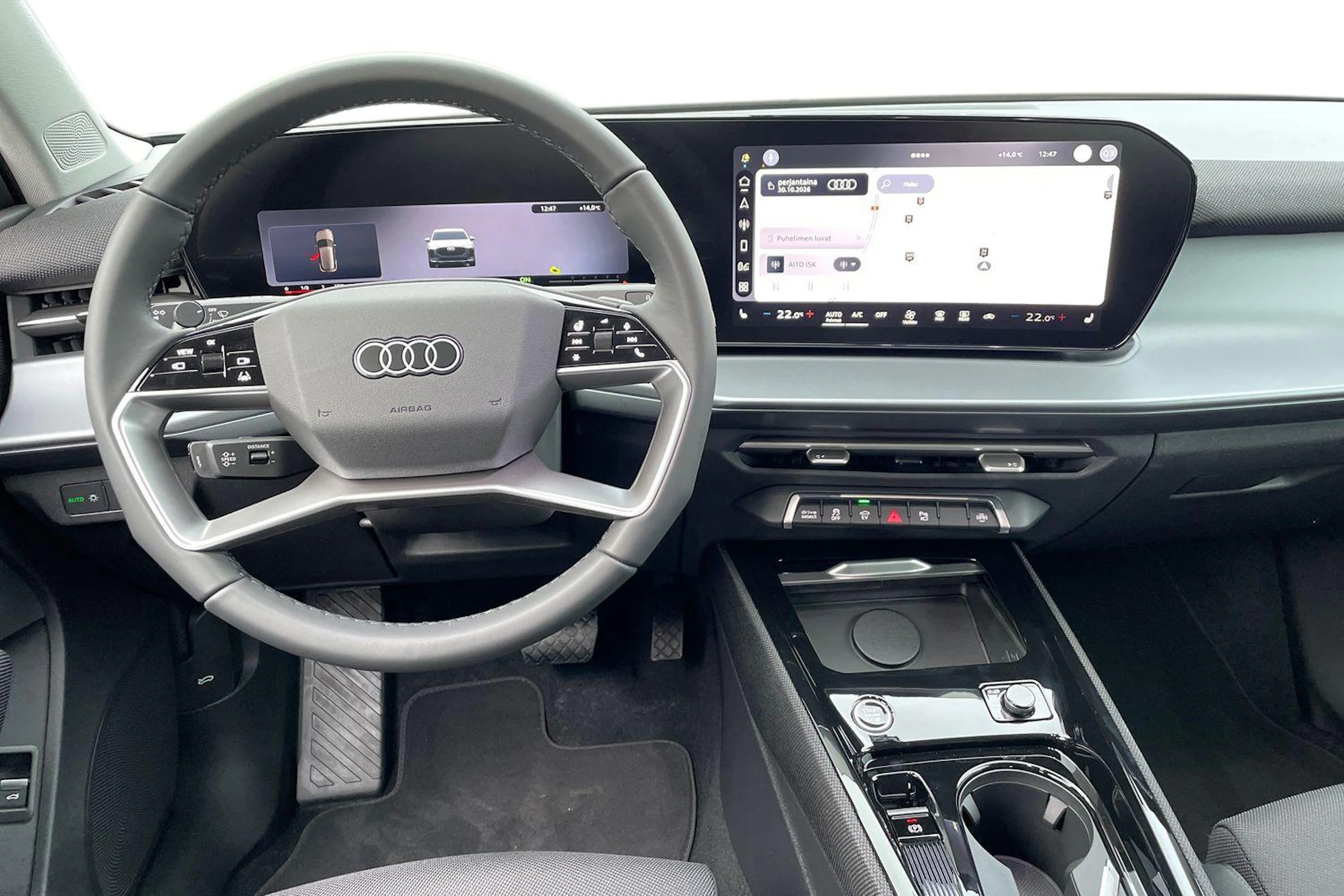 musta Audi Q3 2026 kuva 7.