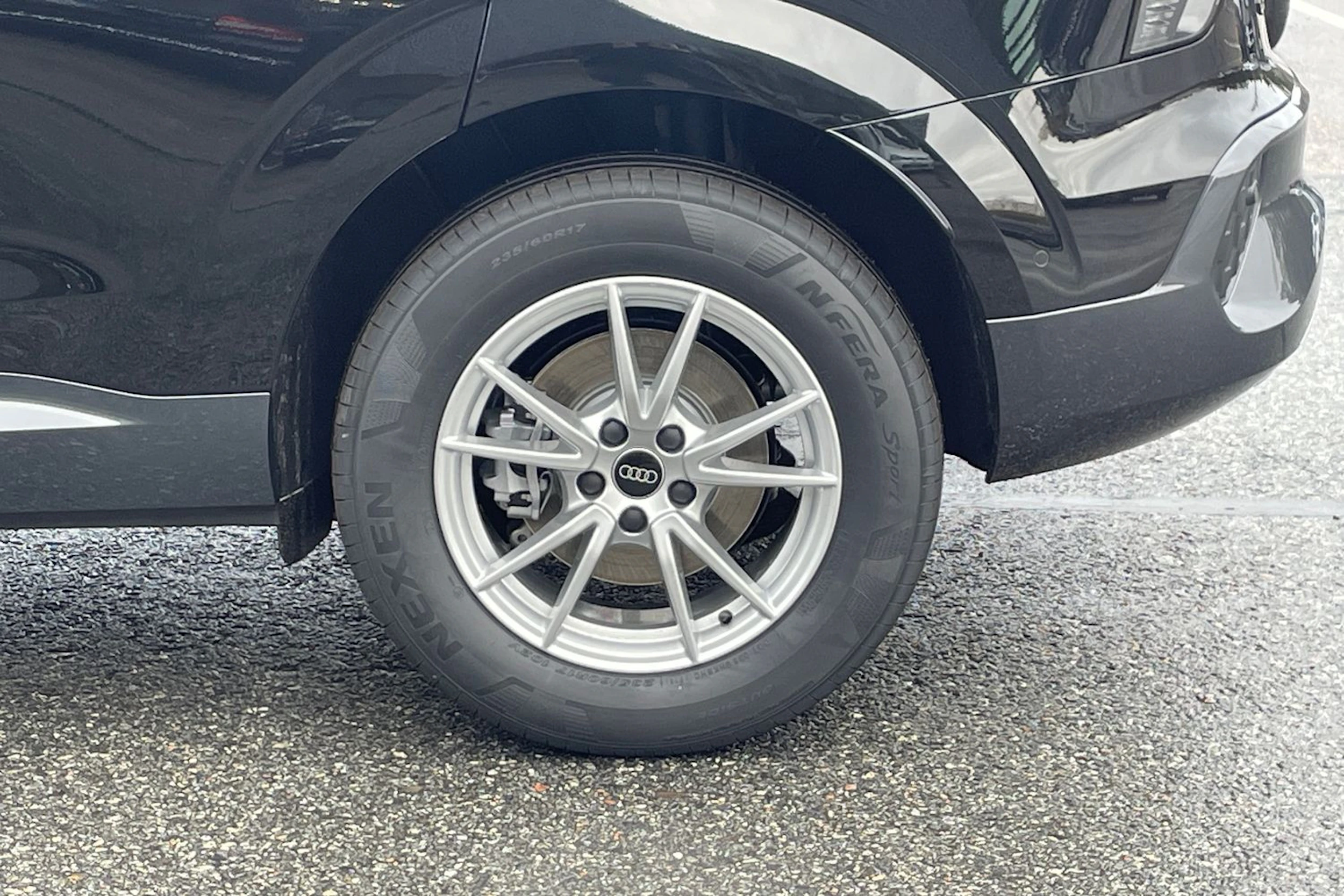 musta Audi Q3 2026 kuva 10.