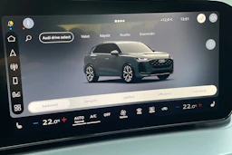 musta Audi Q3 2026 kuva 30.