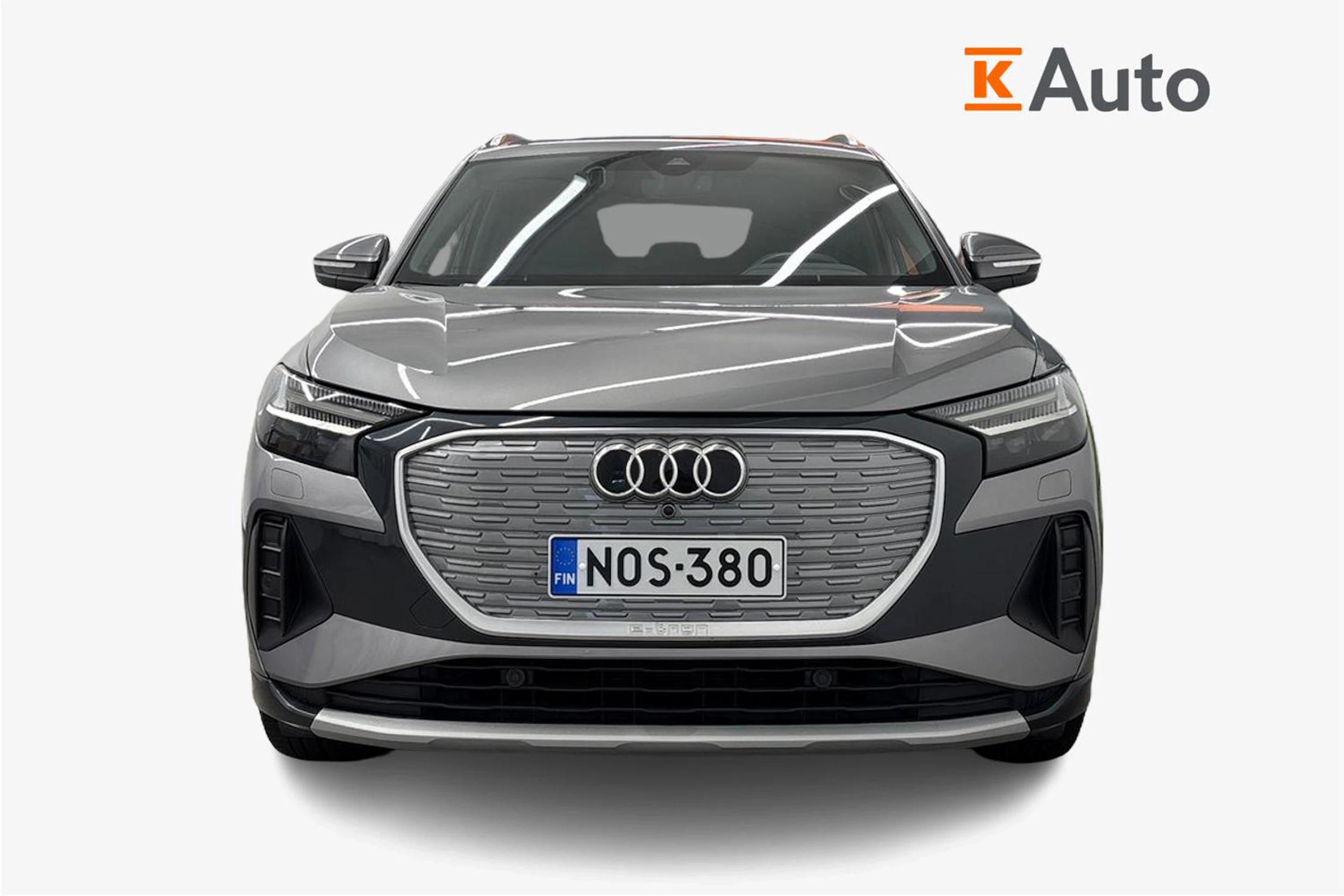 Harmaa Audi Q4 50 e-tron 2024 kuva 4.