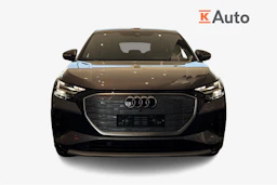 harmaa Audi Q4 e-tron 2026 kuva 4.