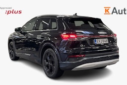 Musta Audi Q4 e-tron 2022 kuva 2.