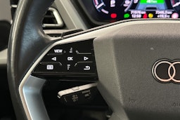 harmaa Audi Q4 e-tron 2021 kuva 16.
