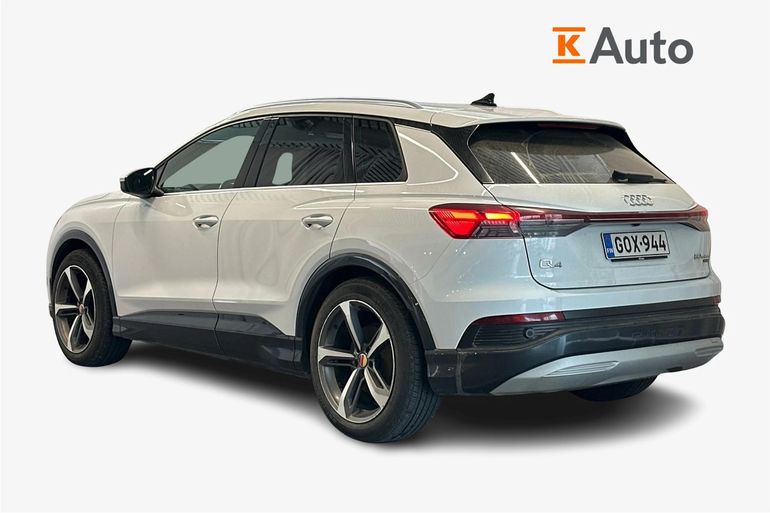 valkoinen Audi Q4 e-tron 2021 kuva 2.