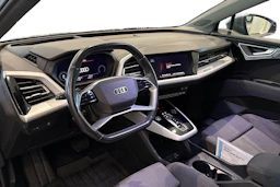 met. harmaa Audi Q4 e-tron 2022 kuva 6.