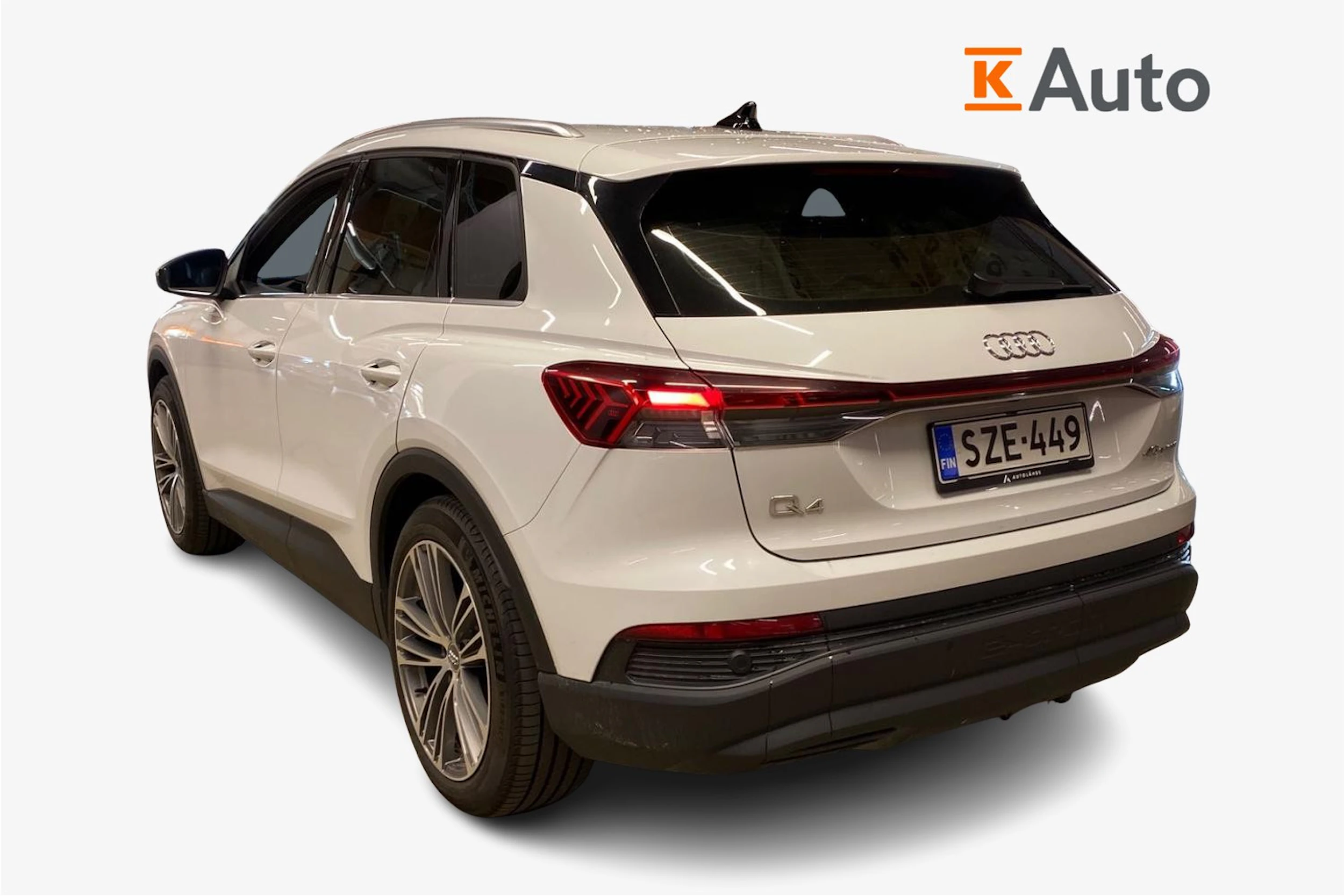 met. valkoinen Audi Q4 e-tron 2022 kuva 2.