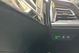 Sininen Audi Q4 e-tron 2022 kuva 24.