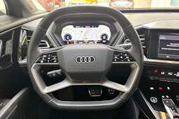 Sininen Audi Q4 e-tron 2022 kuva 25.