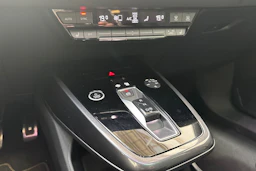 Sininen Audi Q4 e-tron 2022 kuva 31.