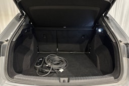 harmaa Audi Q4 e-tron 2022 kuva 15.
