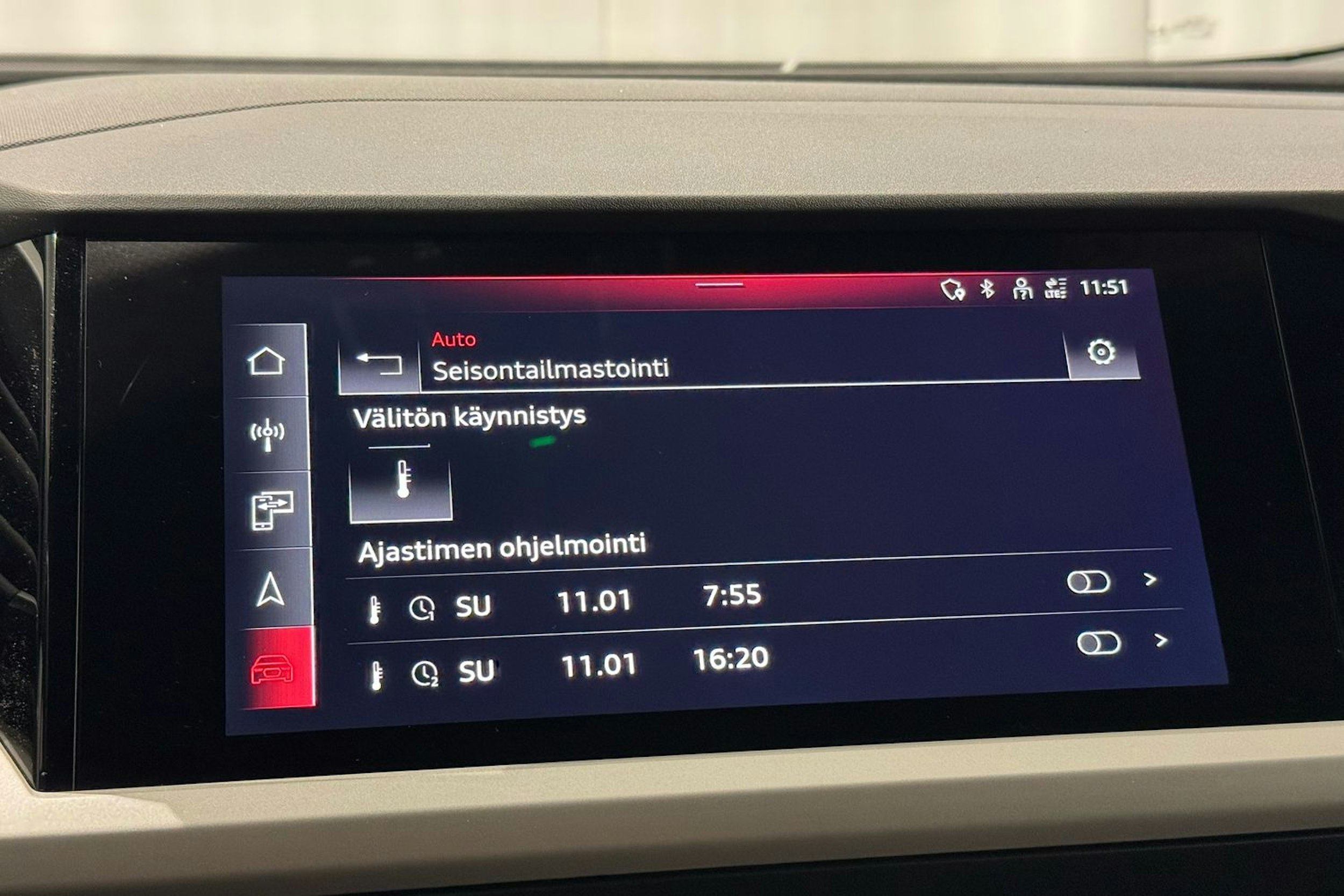 harmaa Audi Q4 e-tron 2022 kuva 29.