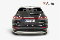 musta Audi Q4 e-tron 2022 kuva 3.