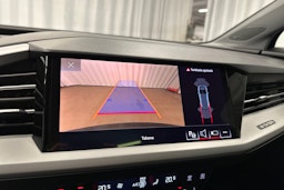 musta Audi Q4 e-tron 2022 kuva 20.
