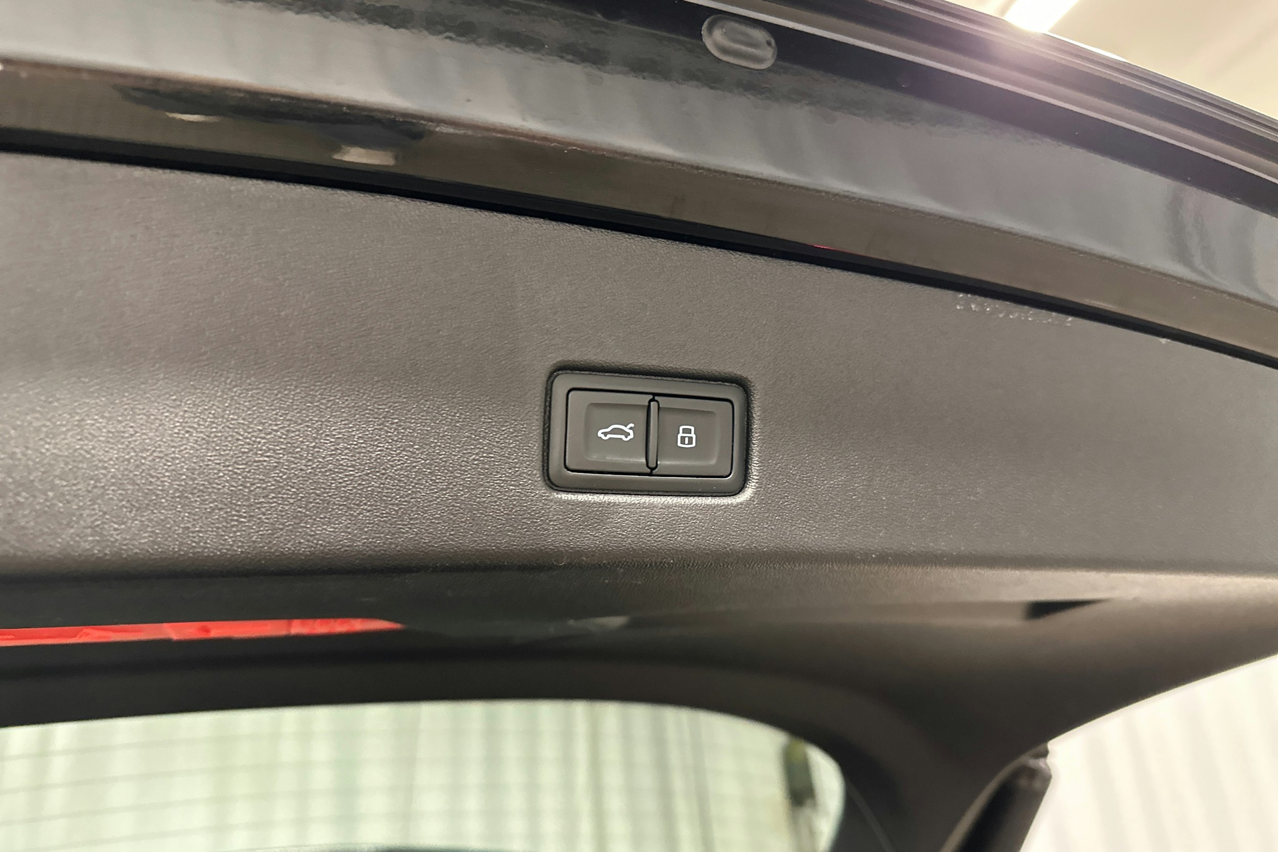 musta Audi Q4 e-tron 2022 kuva 31.