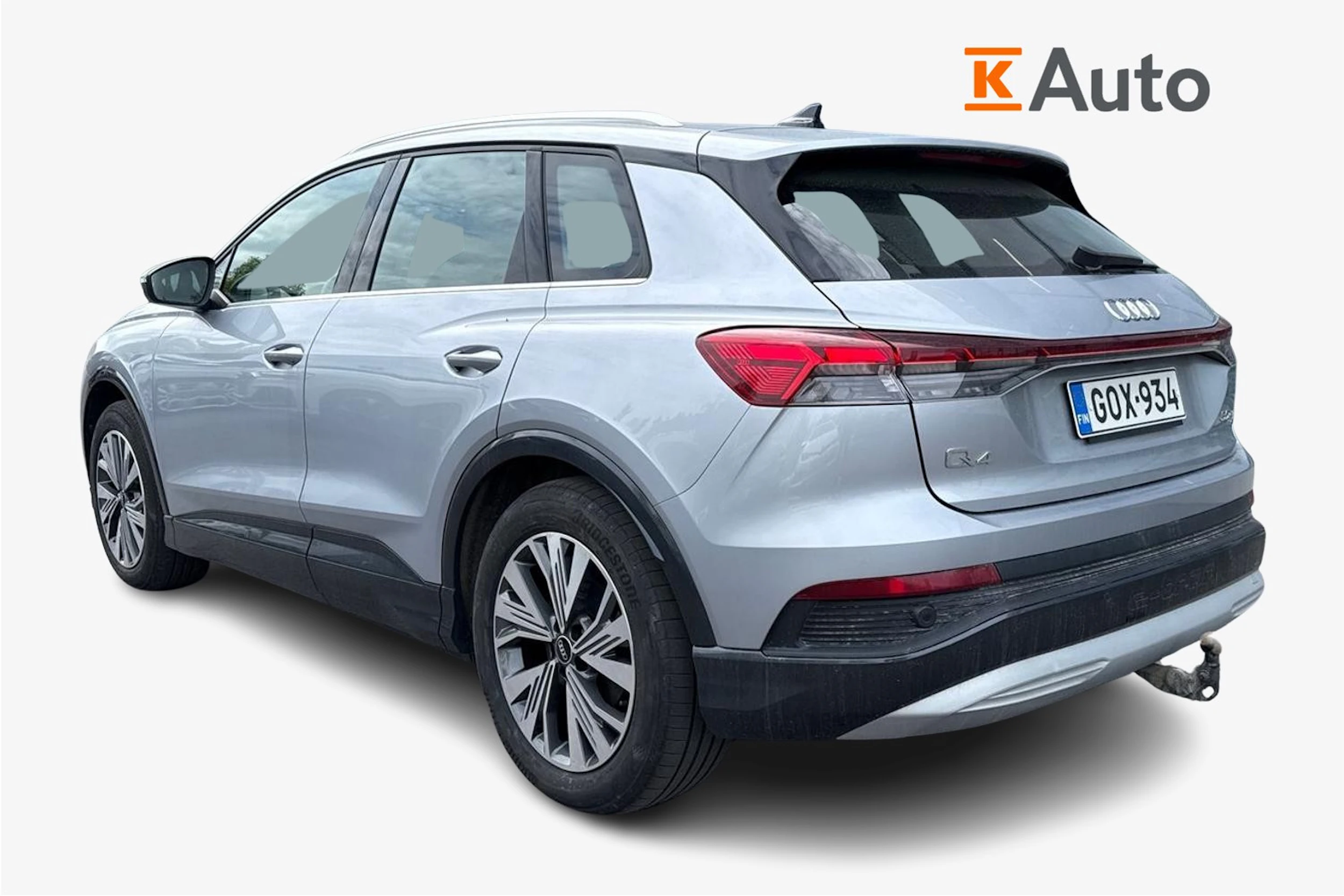 harmaa Audi Q4 e-tron 2022 kuva 2.