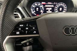 harmaa Audi Q4 e-tron 2022 kuva 15.