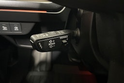 harmaa Audi Q4 e-tron 2022 kuva 17.
