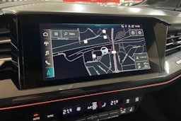 harmaa Audi Q4 e-tron 2022 kuva 24.