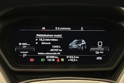 harmaa Audi Q4 e-tron 2022 kuva 13.