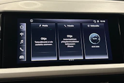 harmaa Audi Q4 e-tron 2022 kuva 16.