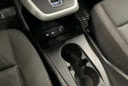 harmaa Audi Q4 e-tron 2022 kuva 30.