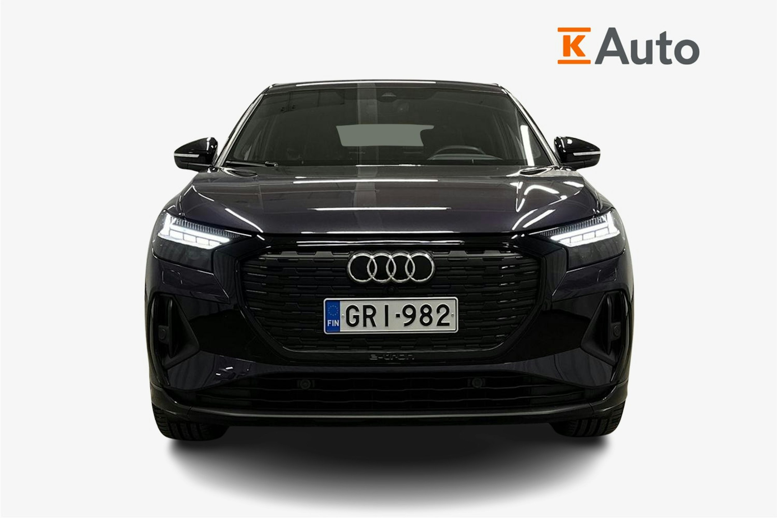violetti Audi Q4 e-tron 2022 kuva 5.