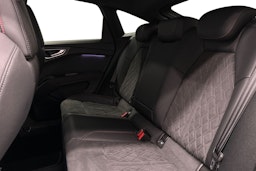 violetti Audi Q4 e-tron 2022 kuva 10.