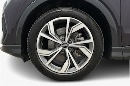 violetti Audi Q4 e-tron 2022 kuva 11.