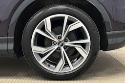 violetti Audi Q4 e-tron 2022 kuva 13.