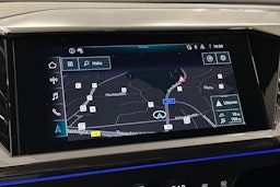 violetti Audi Q4 e-tron 2022 kuva 26.
