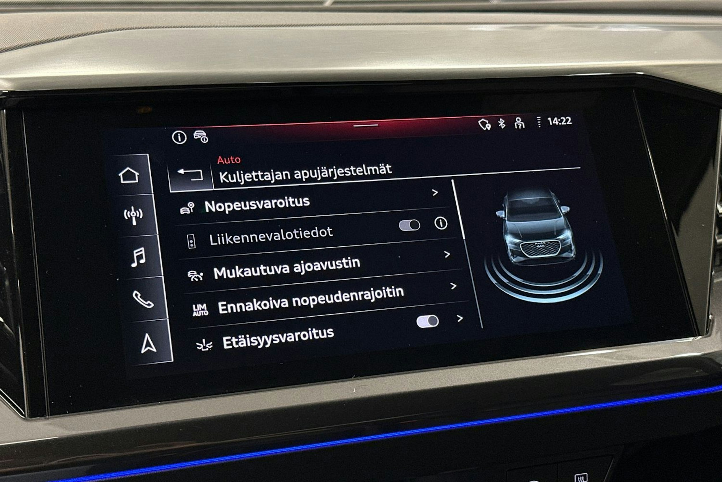 violetti Audi Q4 e-tron 2022 kuva 30.