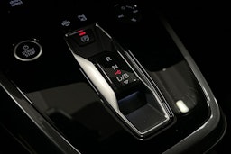 violetti Audi Q4 e-tron 2022 kuva 35.