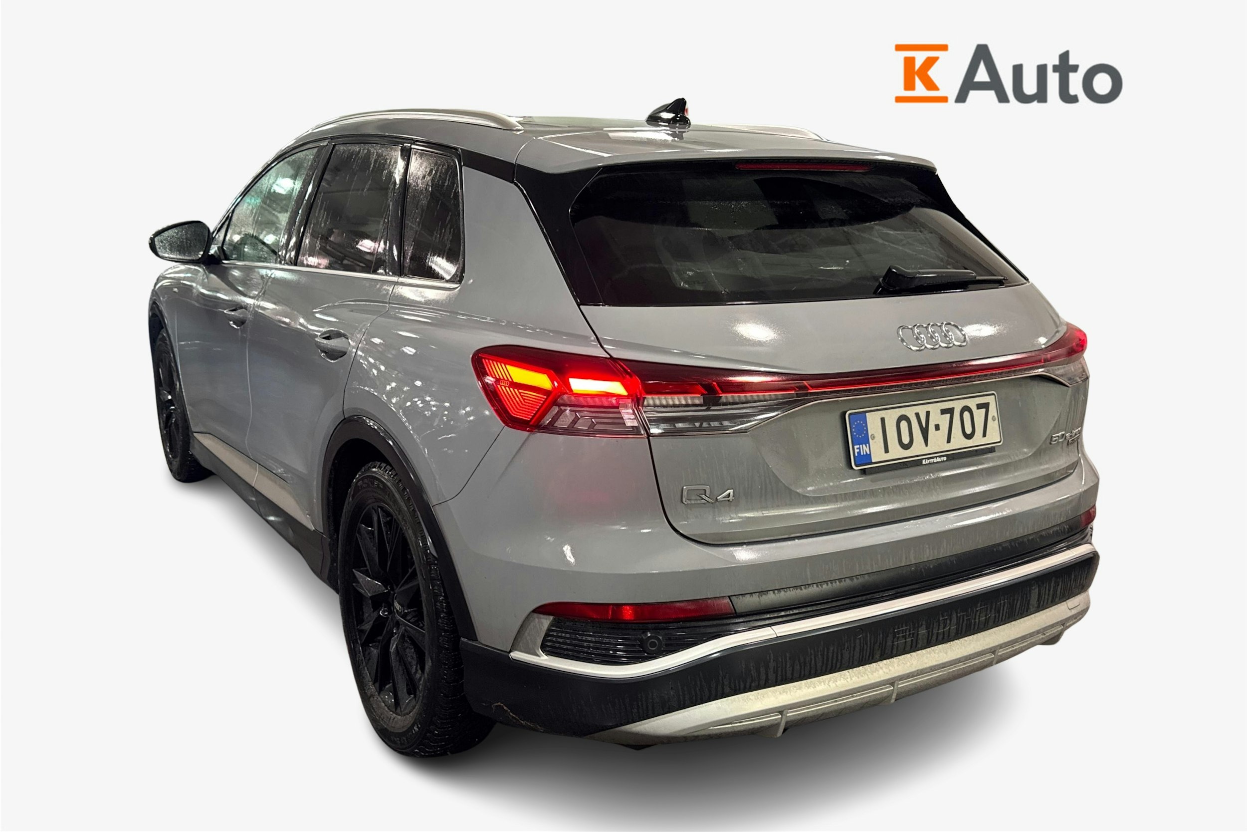 Harmaa Audi Q4 e-tron 2022 kuva 2.