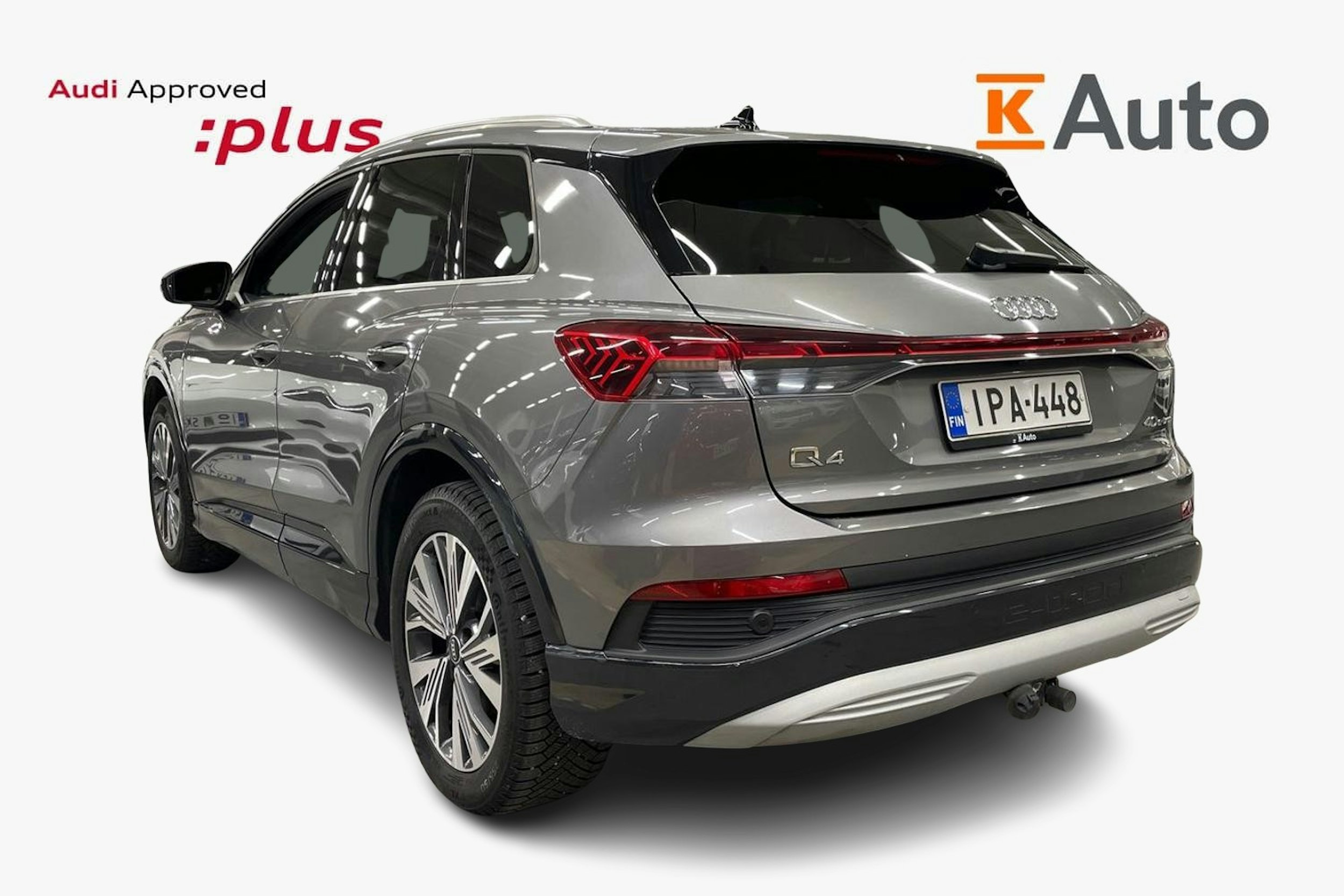 Harmaa Audi Q4 e-tron 2022 kuva 2.