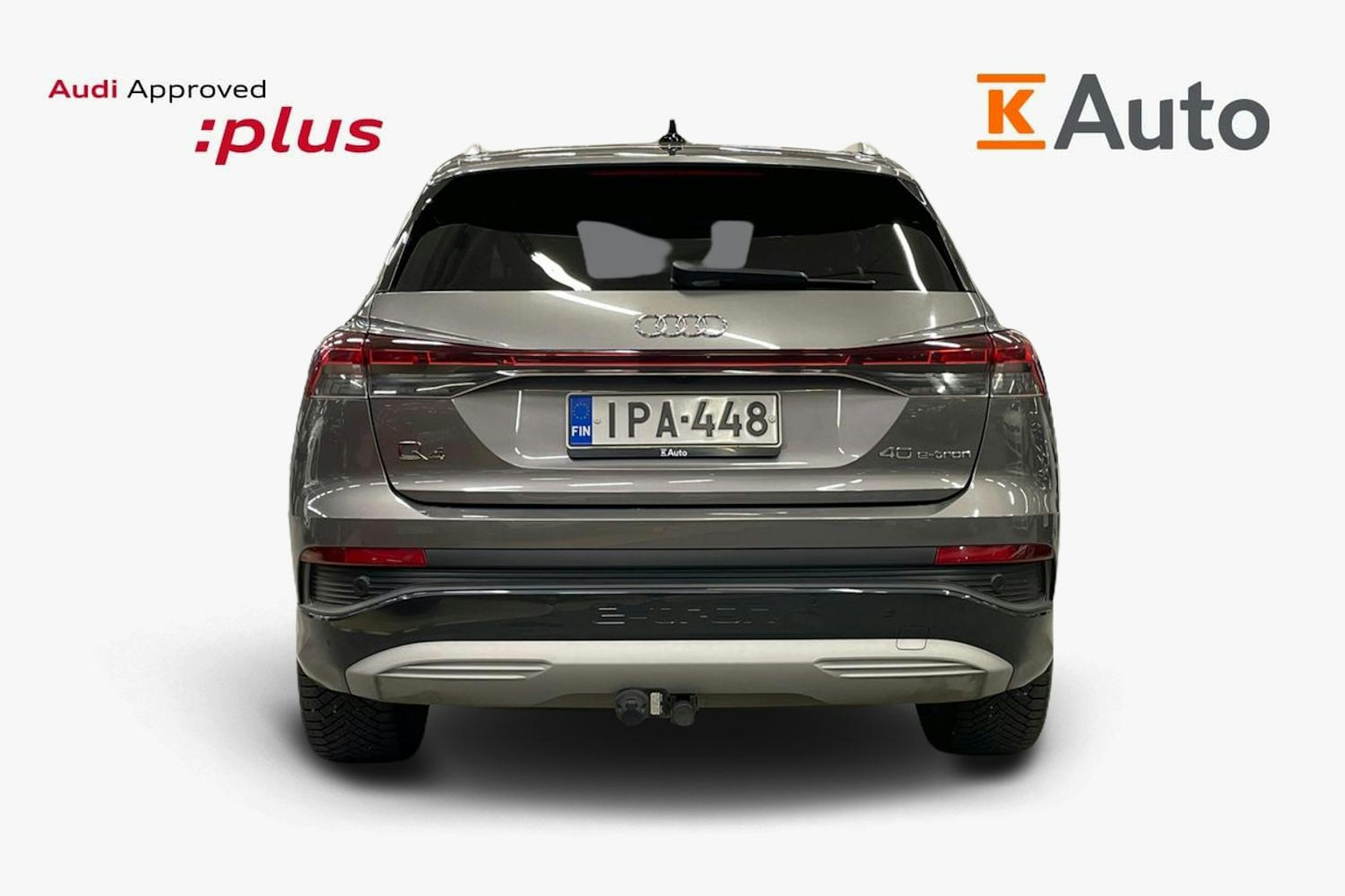 Harmaa Audi Q4 e-tron 2022 kuva 3.