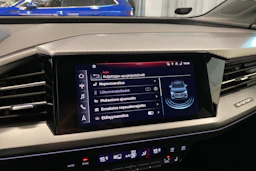 sininen Audi Q4 e-tron 2022 kuva 33.