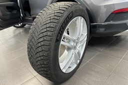 harmaa Audi Q4 e-tron 2022 kuva 13.