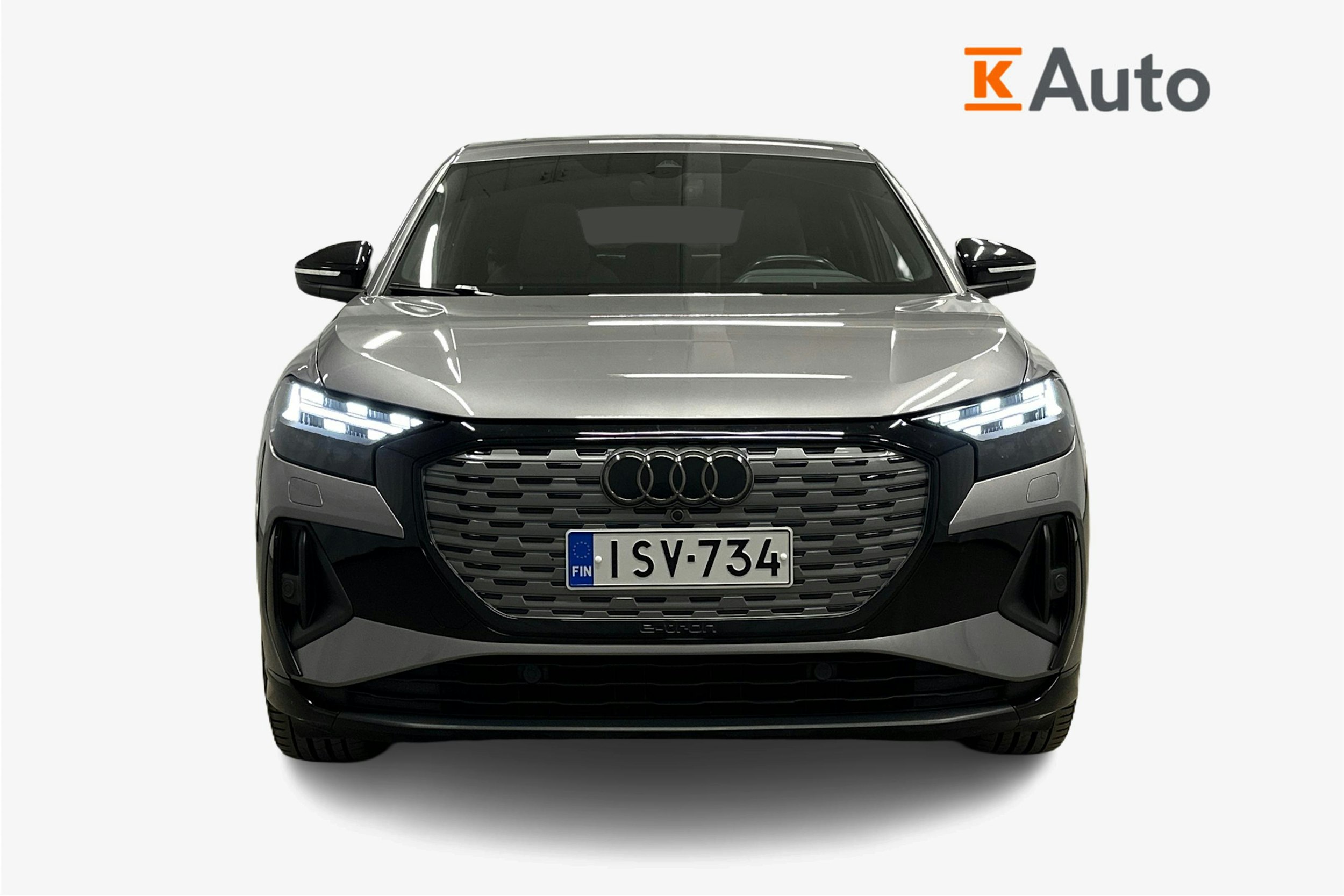 harmaa Audi Q4 e-tron 2022 kuva 5.
