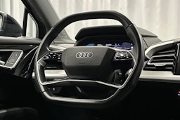 musta Audi Q4 e-tron 2022 kuva 19.
