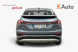 sininen Audi Q4 e-tron 2022 kuva 3.