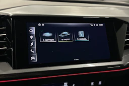 sininen Audi Q4 e-tron 2022 kuva 17.